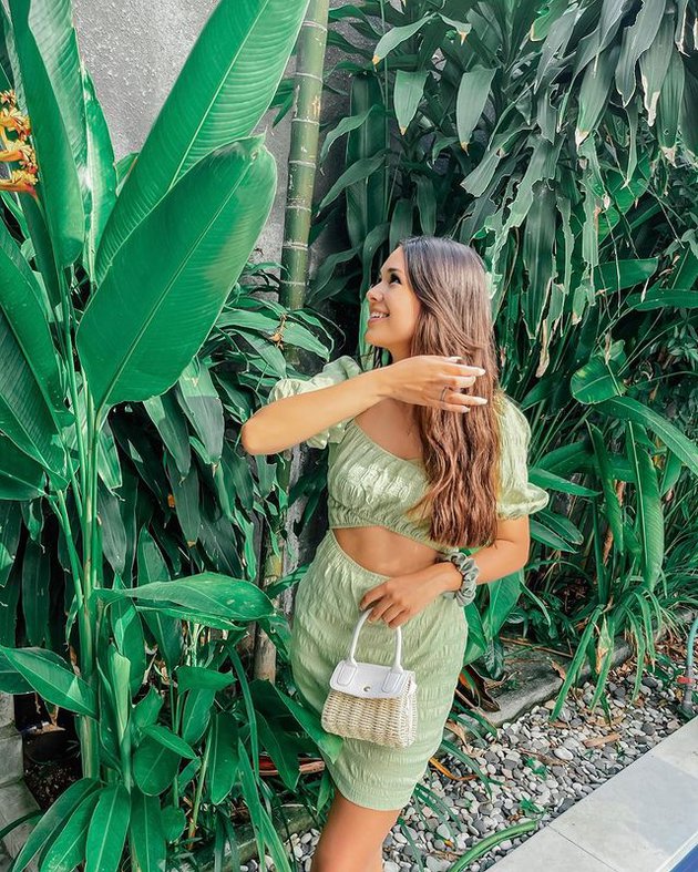 pesona Ria Andrews kekasih Stefan © Instagram