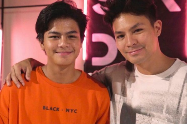 Seleb pria kembaran sesama artis © berbagai sumber