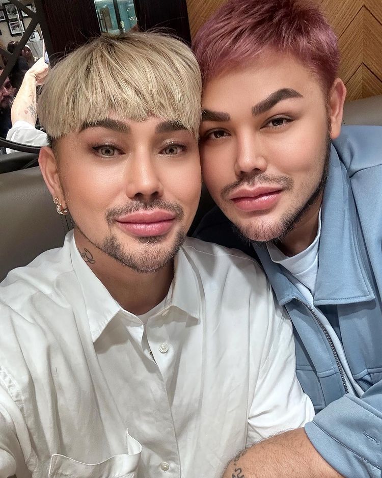 Seleb pria kembaran sesama artis © berbagai sumber