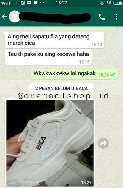 beli sepatu di online shop © 2023 brilio.net