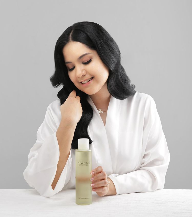 Annisa Pohan iklan sampo © berbagai sumber