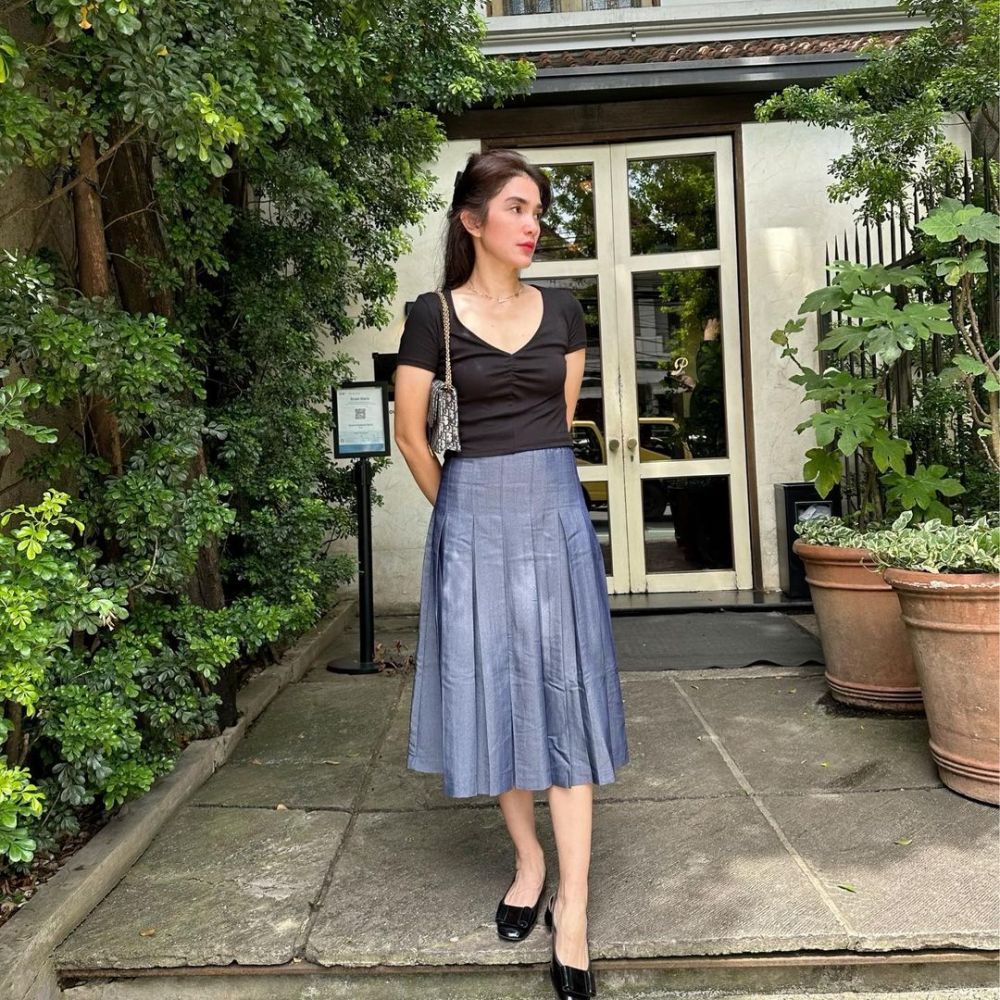 penampilan Ussy Sulistiawaty bergaya kasual © 2022 Instagram penampilan Ussy Sulistiawaty bergaya kasual © 2022 Instagram