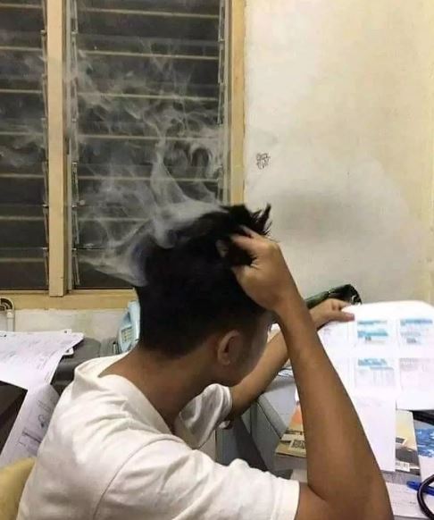 Penampakan nyeleneh di ruangan kelas Berbagai sumber