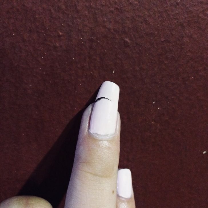 sakit tak berdarah cuma cewek yang paham © berbagai sumber