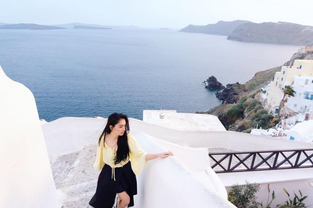 Angel Karamoy lagi plesiran  © 2023 brilio.net