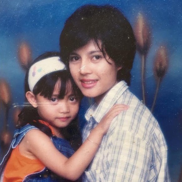 kebersamaan rachel vennya dan ibu dari kecil © instagram