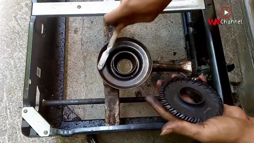 Tak perlu ke tukang servis, ini cara mengatasi kompor gas berbunyi saat dinyalakan