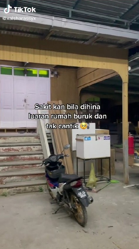 Rumah panggung kayu estetik © TikTok/@xalsharassyx
