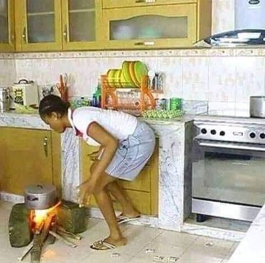 Penampakan kompor desain nyeleneh © 2022 berbagai sumber