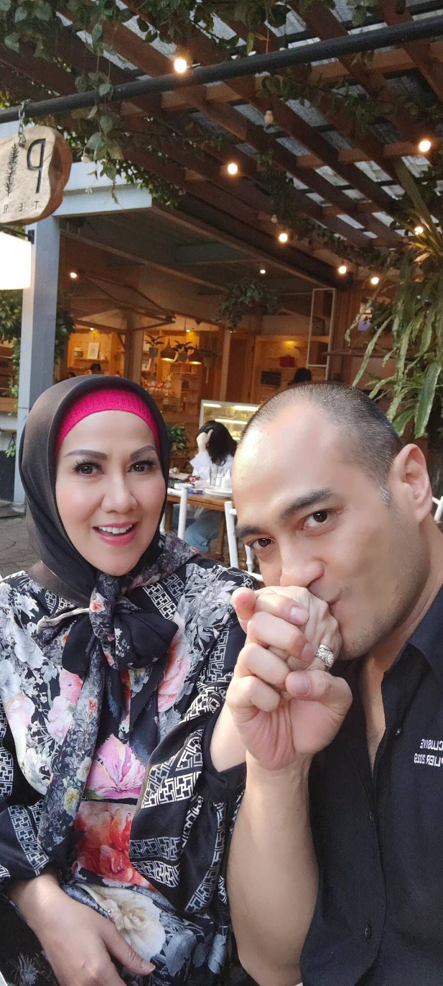 venna melinda dan ferry irawan © berbagai sumber