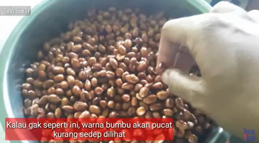 5 Trik membuat bumbu siomay ala pedagang kaki lima, kental dan aromanya sedap