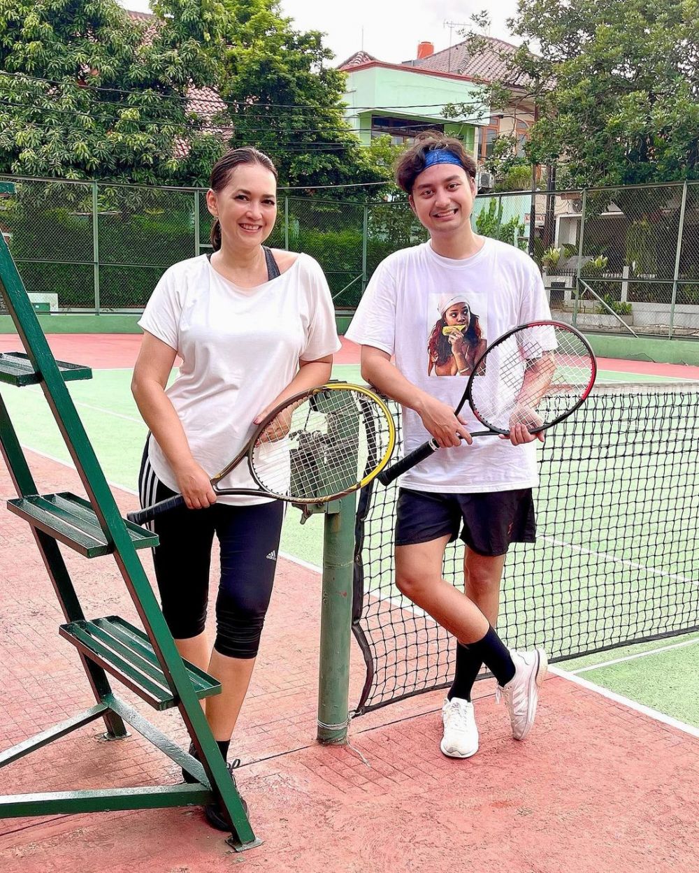 Ira Wibowo dan putra sulungnya Andhika © Instagram