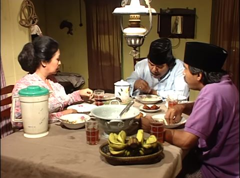 11 Menu masakan rumahan di Si Doel Anak Sekolahan, komplet dan sederhana