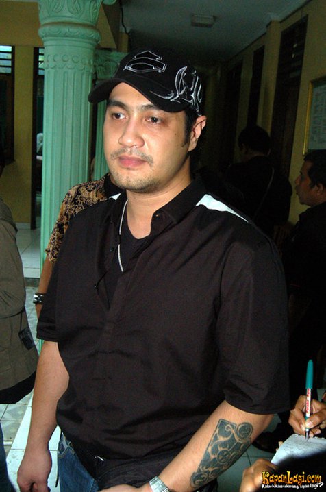 Kontroversi Ferry Irawan © berbagai sumber