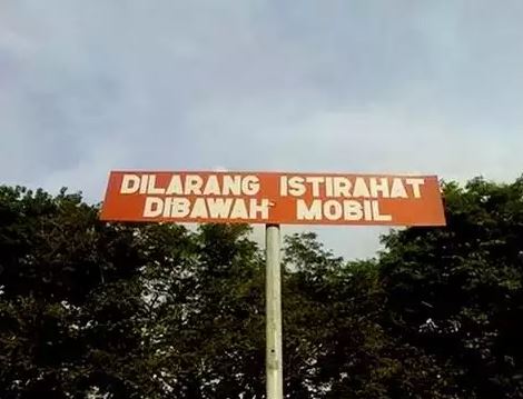 Potret plang di jalanan gambarnya nyeleneh abis Berbagai sumber Potret plang di jalanan gambarnya nyeleneh abis Berbagai sumber