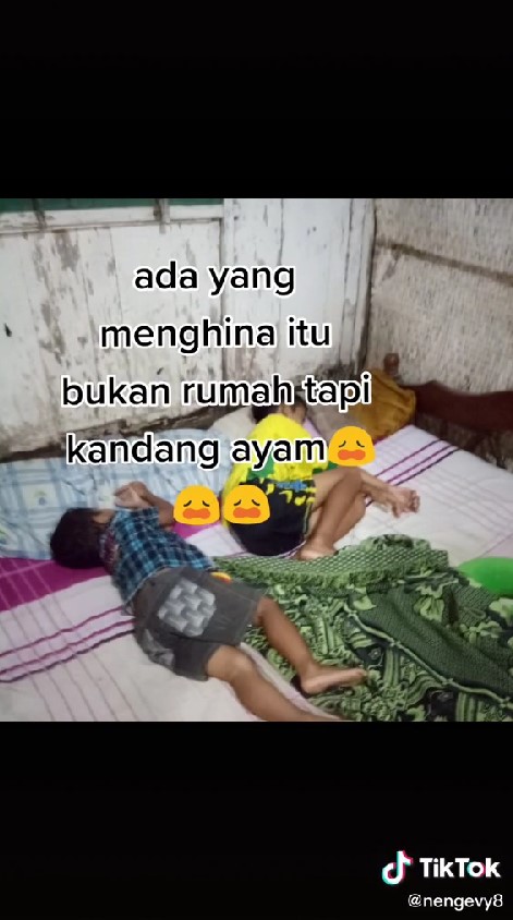 Rumah gubuk renovasi bagus © TikTok/@nengevy8