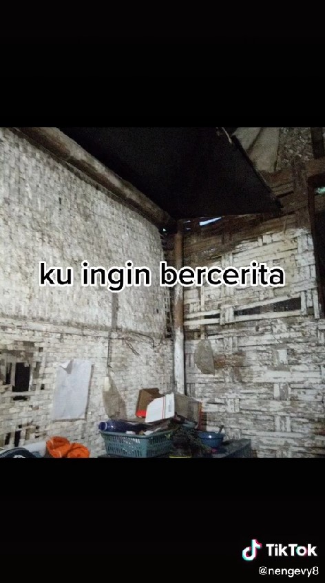 Rumah gubuk renovasi bagus © TikTok/@nengevy8