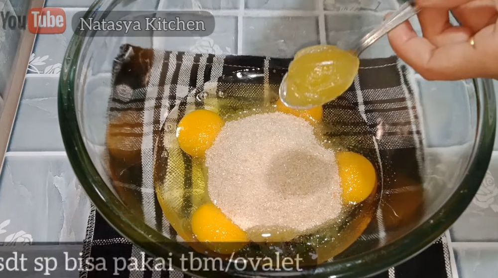 5 Trik agar bolu ketan hitam tidak mudah amblas dan kempes setelah dipanggang