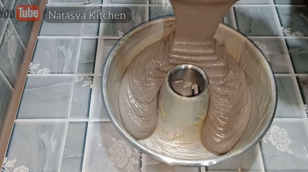 5 Trik agar bolu ketan hitam tidak mudah amblas dan kempes setelah dipanggang