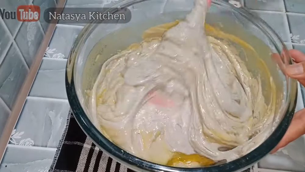 5 Trik agar bolu ketan hitam tidak mudah amblas dan kempes setelah dipanggang