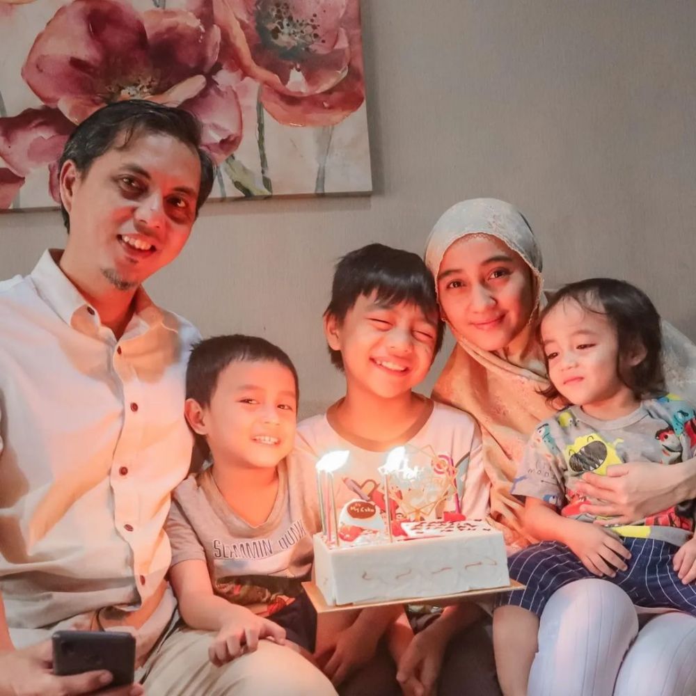 momen seleb rayakan ultah anak dengan sederhana © berbagai sumber momen seleb rayakan ultah anak dengan sederhana © berbagai sumber