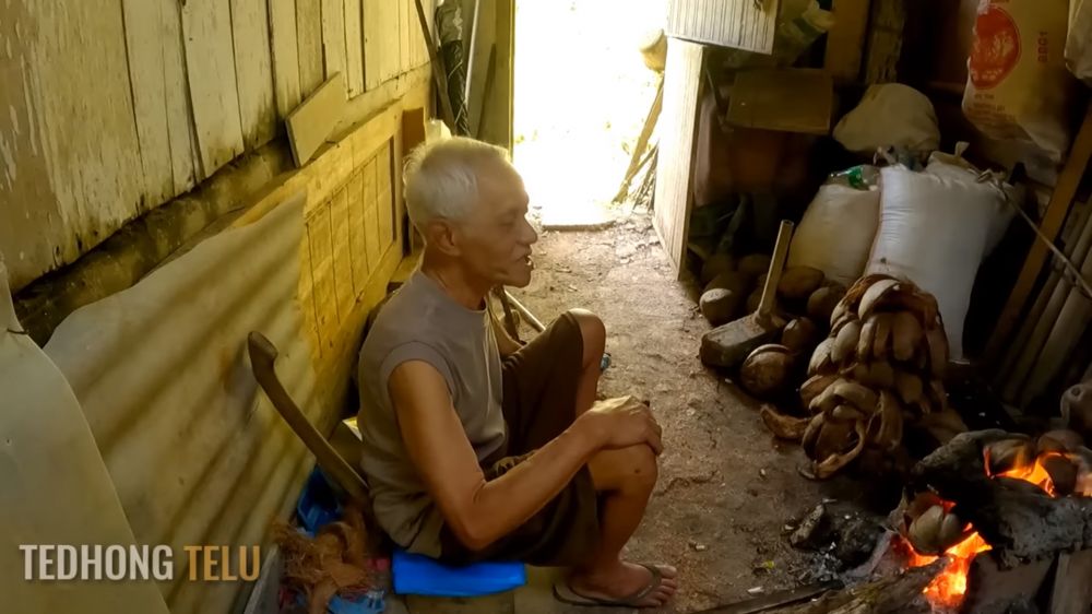 penisunan PNS tinggal di pinggir hutan © YouTube/TEDHONG TELU