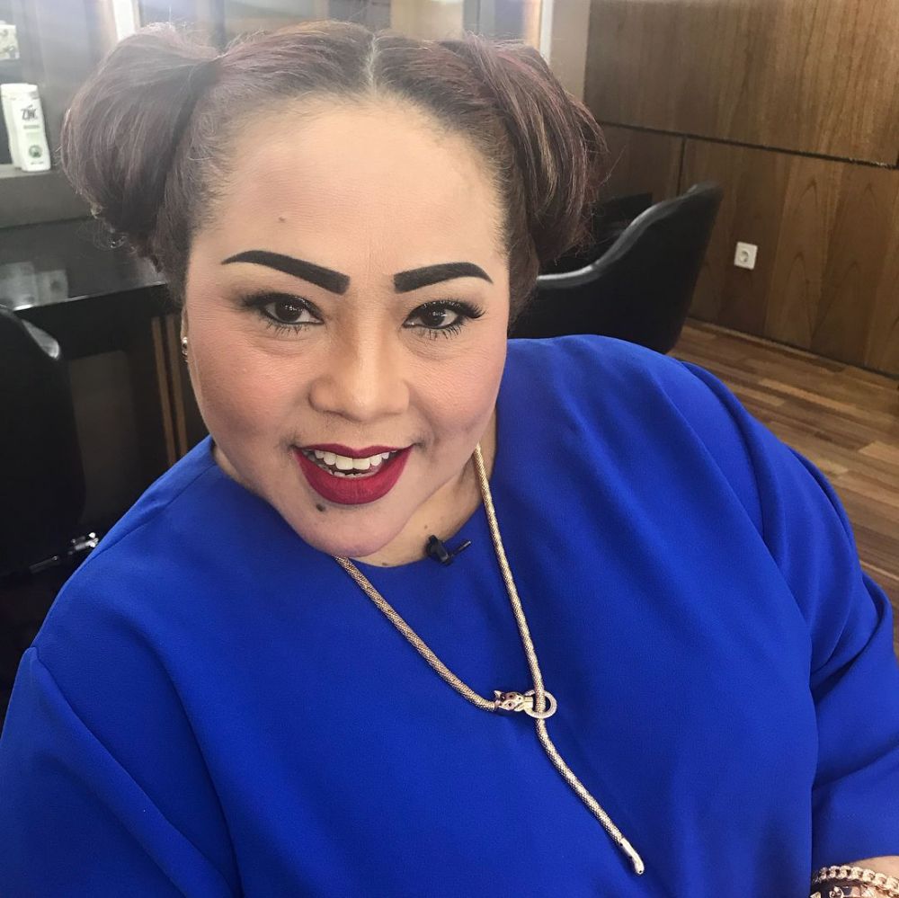 wanita yang disukai mandra di sinetron si doel kini jadi komedian © berbagai sumber