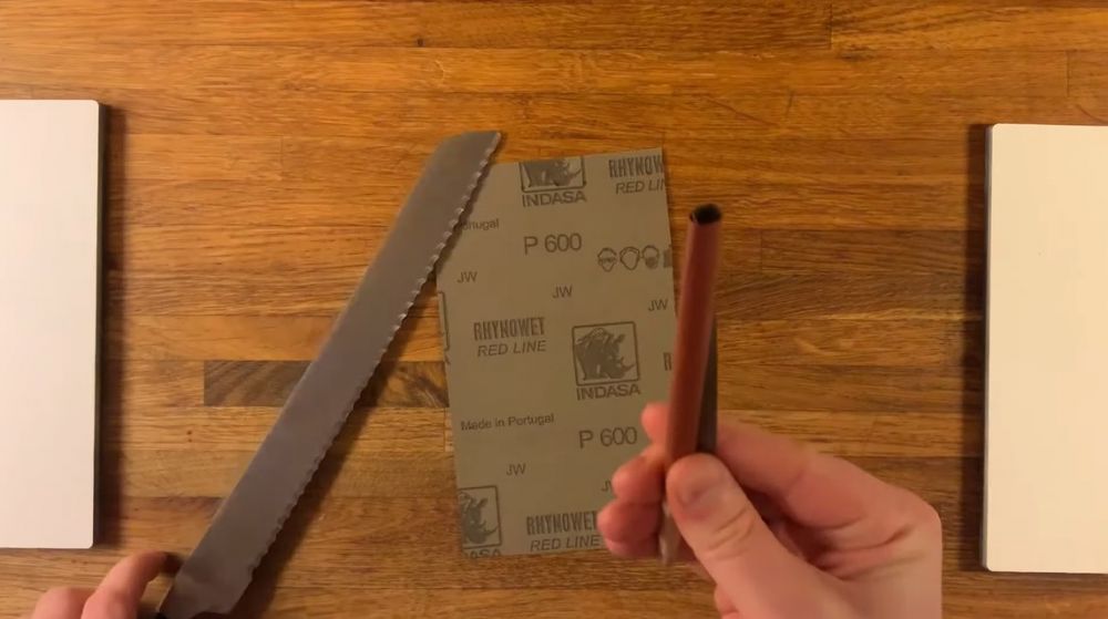 Jangan asal, ini trik ampuh mengasah pisau roti yang sudah tumpul