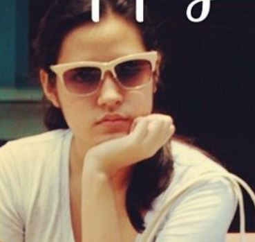 potret penyanyi yang jualan es jelly © 2022 berbagai sumber potret penyanyi yang jualan es jelly © 2022 berbagai sumber