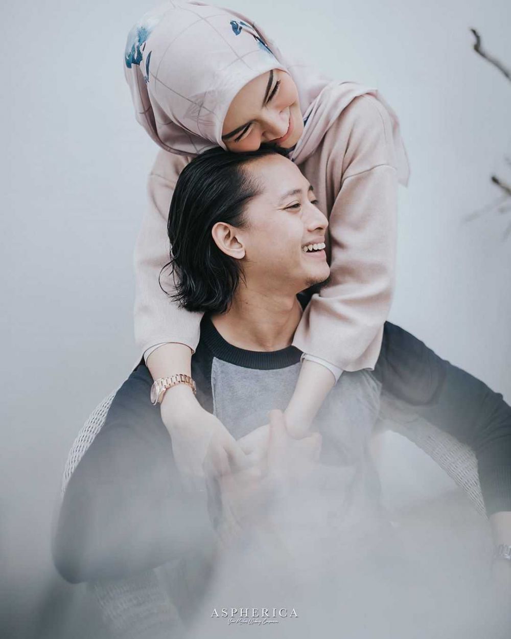 perjalanan cinta Melodi dan Tommy  © 2022 berbagai sumber