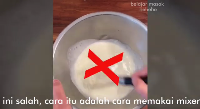 Jangan keliru, ini cara pakai whisk yang benar dan bikin tangan nggak pegal