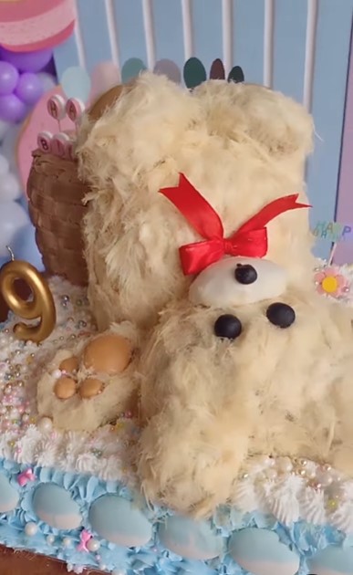 10 Kreasi kue tart buatan Nicky Tirta ini bentuknya serba unik, bikin tak tega makan