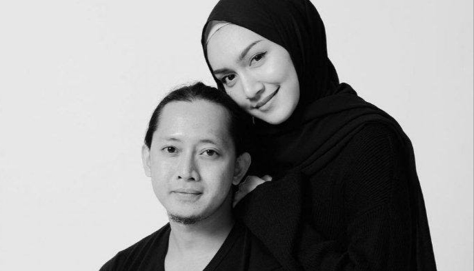 Seleb nikah muda berujung cerai © berbagai sumber