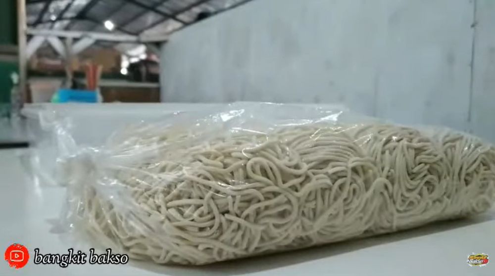 Cara menyimpan mi basah agar awet dan rasanya tidak berubah hingga dua bulan