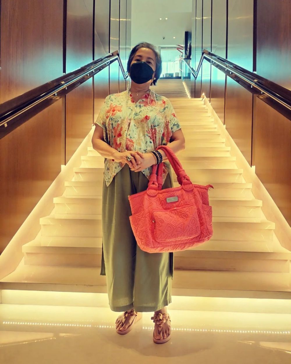 potret pemeran ibu di film si doel anak betawi © instagram