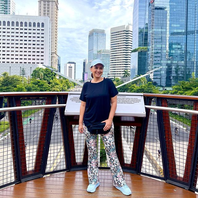 10 Pola makan Ira Wibowo ini bantu tubuh tetap sehat dan energik di usia 55 tahun