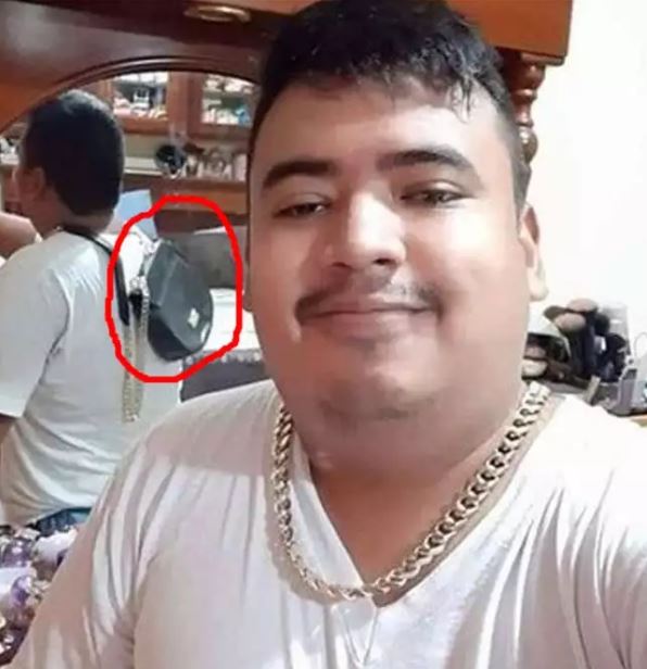 Pose unik orang selfie ini gayanya curi perhatian Berbagai sumber Pose unik orang selfie ini gayanya curi perhatian Berbagai sumber