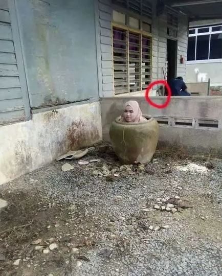 Pose unik orang selfie ini gayanya curi perhatian Berbagai sumber Pose unik orang selfie ini gayanya curi perhatian Berbagai sumber