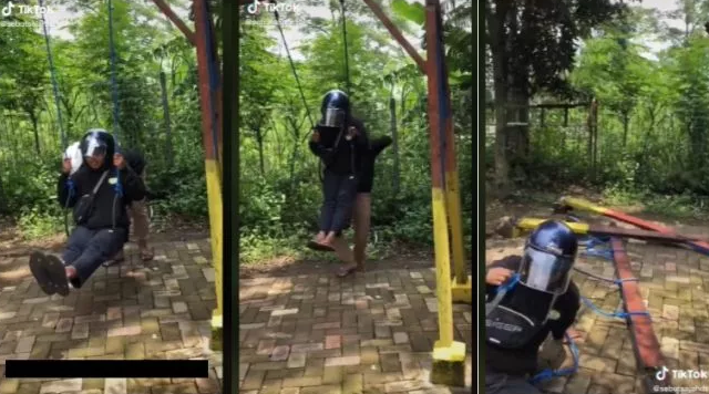 Momen apes mainan ayunan © 2023 brilio.net Momen apes mainan ayunan © 2023 brilio.net