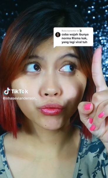Wanita rias wajahnya mirip ibu Norma Risma © 2022 TikTok