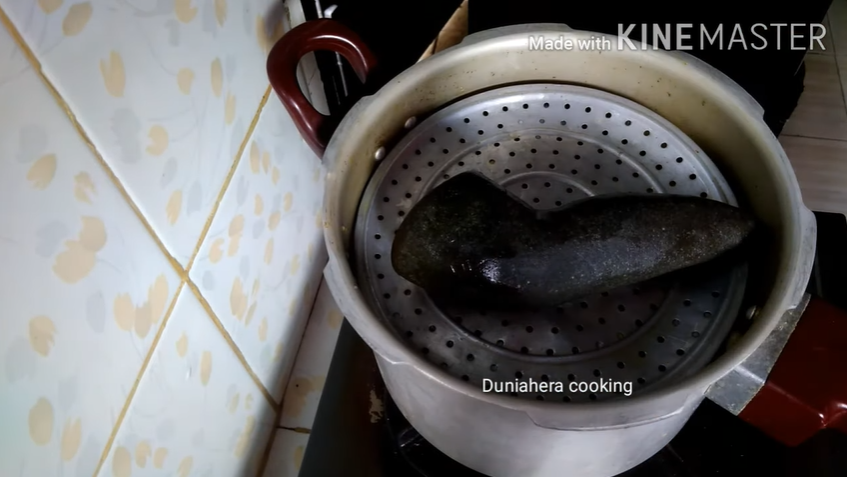 Trik bikin ayam tulang lunak agar dagingnya nggak hancur, praktis dan gampang ditiru