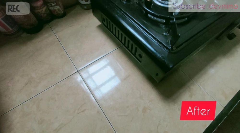 Cara menghilangkan bau amis bekas masakan di keramik dapur, cuma pakai satu bahan