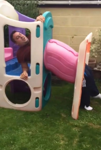 main perosotan ini endingnya apes © 2023 brilio.net