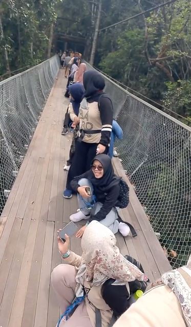 Penampakan jembatan gantung di Sukabumi TikTok