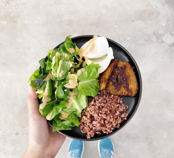 10 Makanan pengganti nasi putih ala Ayudia Bing Slamet, lebih rendah kalori