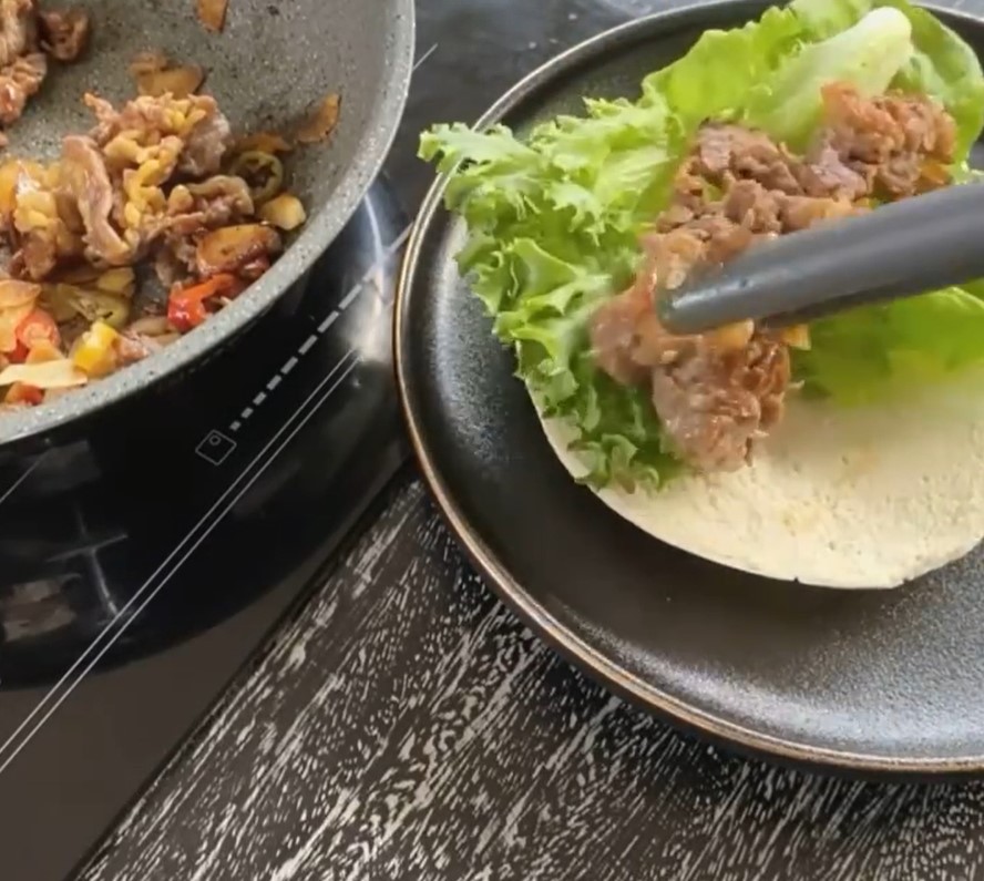 10 Makanan pengganti nasi putih ala Ayudia Bing Slamet, lebih rendah kalori