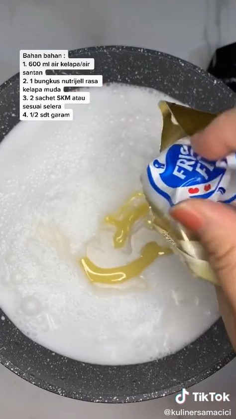 5 Cara bikin bahan es kopyor tanpa kelapa, hasilnya lembut dan kenyal
