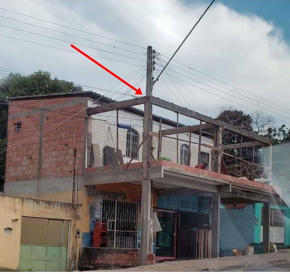 bangunan kelihatan menyatu sama alam sekitar © berbagai sumber