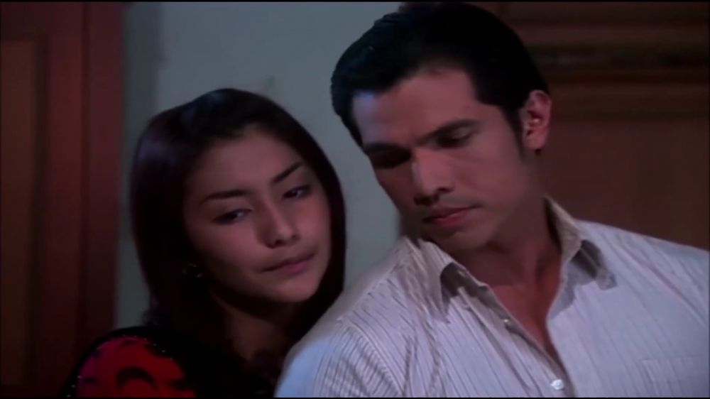 Adrian Maulana pegawai kantoran © berbagai sumber