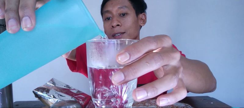 Tak banyak yang tahu, ini trik menyeduh susu bubuk agar tidak menggumpal dan lebih enak